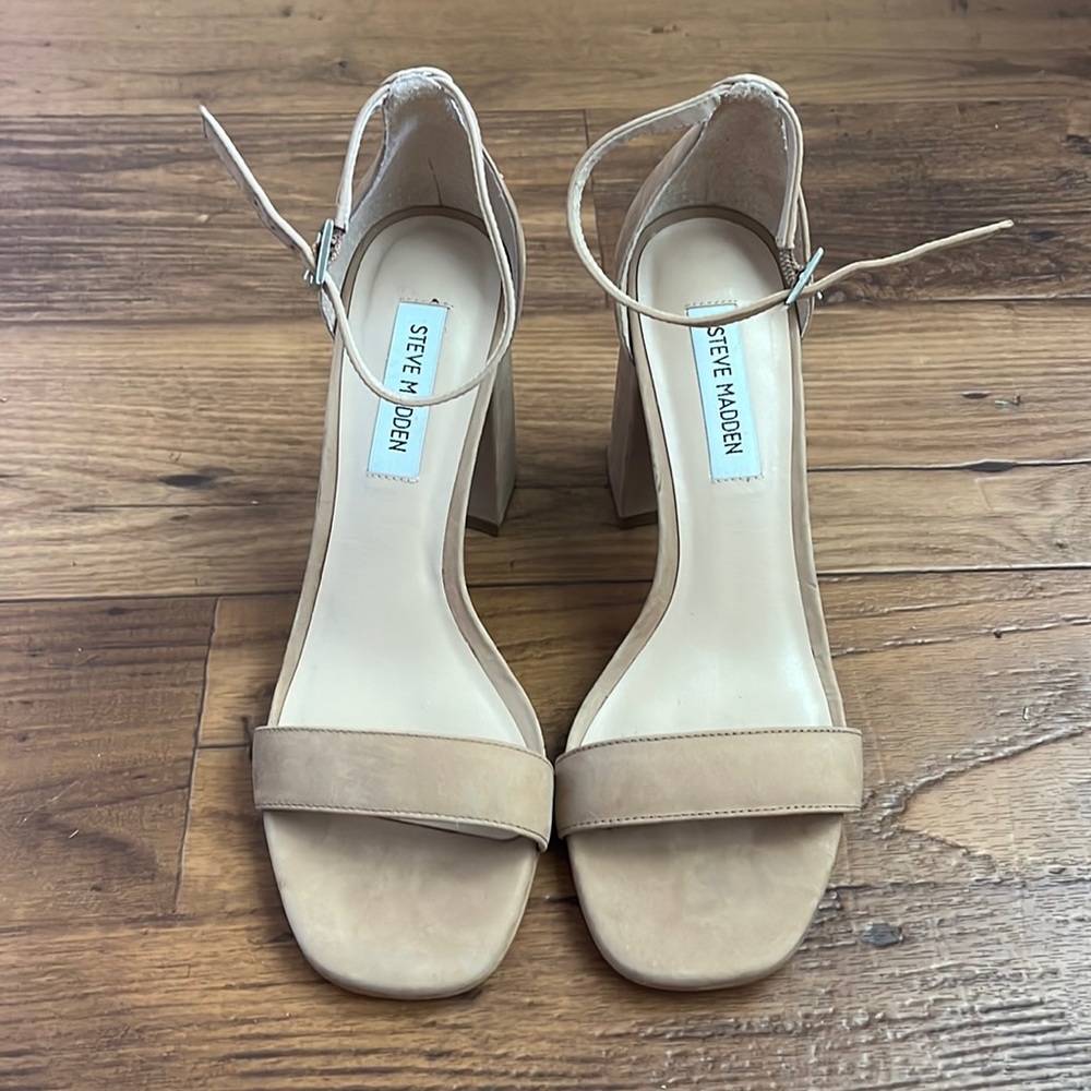 Steve Madden suede heels